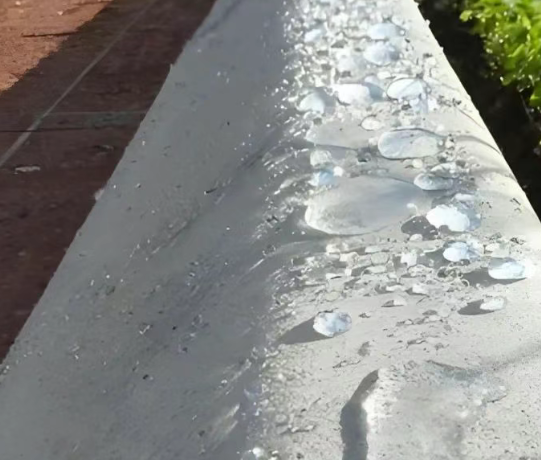 镇远硅烷浸渍涂料在混凝土保护中的应用