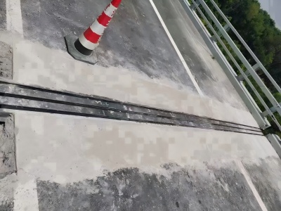 镇远伸缩缝更换后浇筑材料快速结构修补料速砼的产品特点及施工流程​